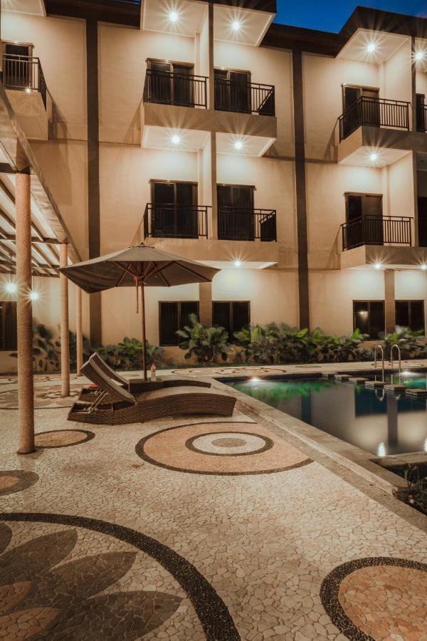 Panfila Hotel Kuta  Экстерьер фото