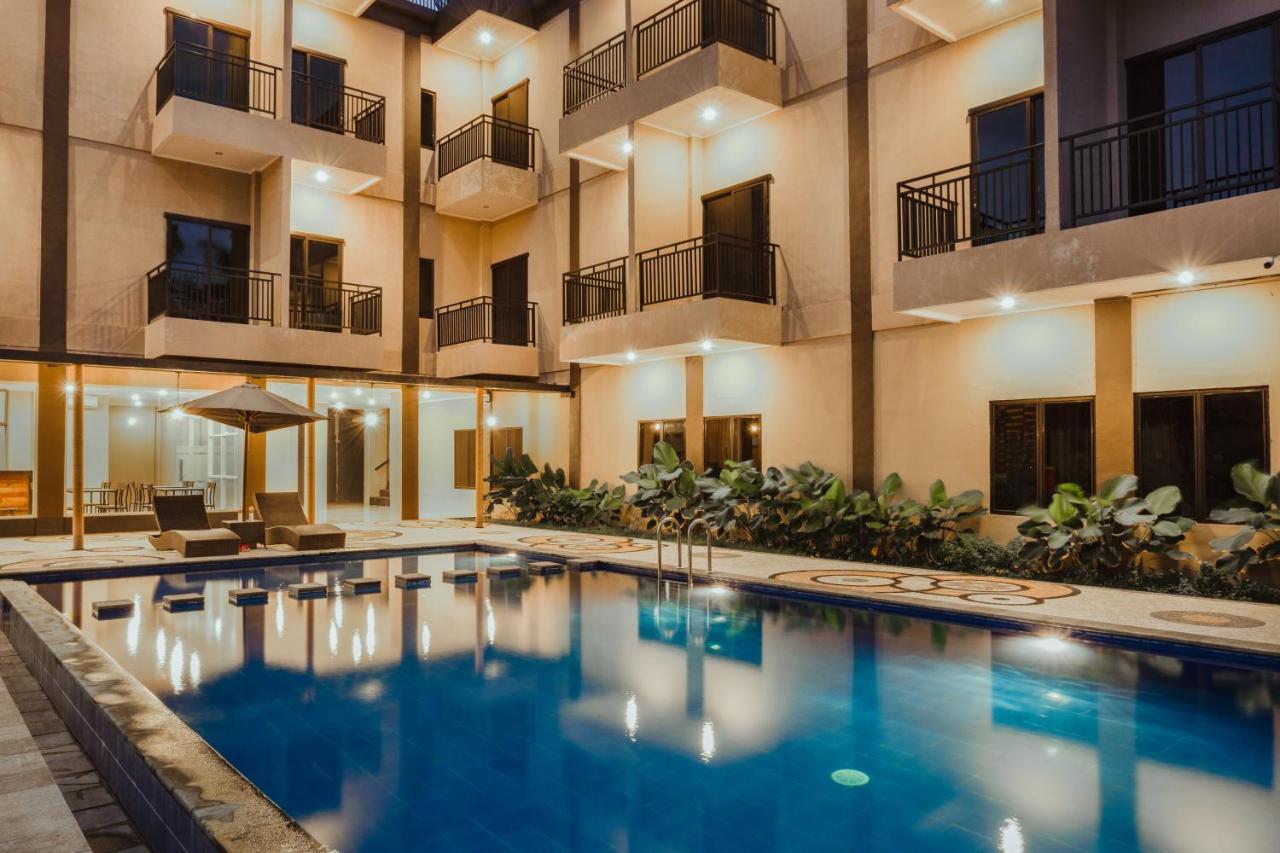 Panfila Hotel Kuta  Экстерьер фото