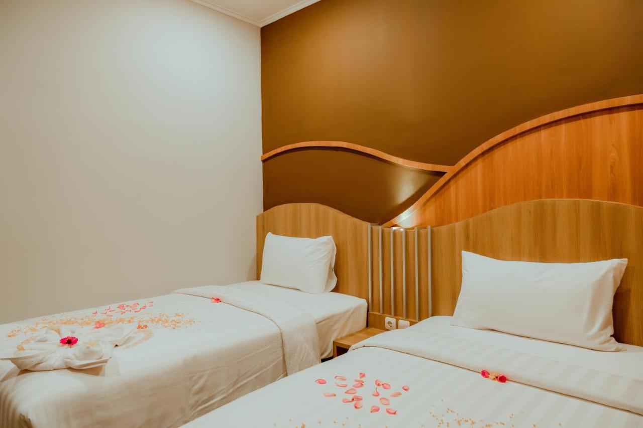 Panfila Hotel Kuta  Экстерьер фото